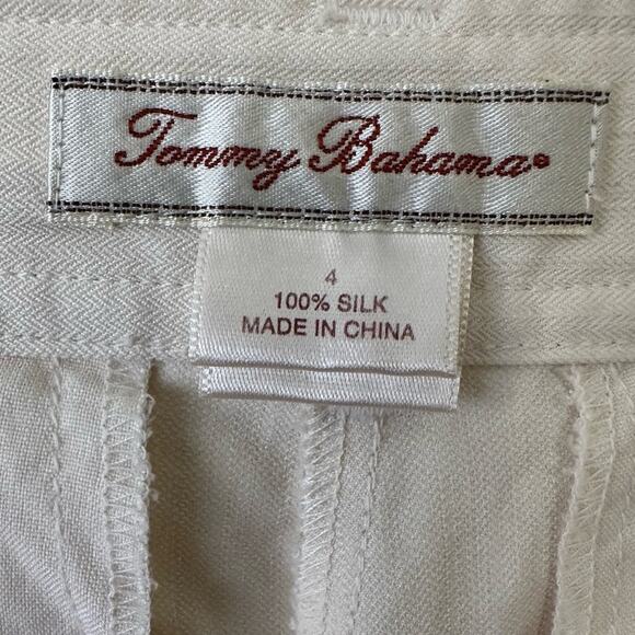 Vintage Tommy Bahama Silk Bermuda Shorts Jorts Cream size US 4 Pleated - Picture 2 of 8